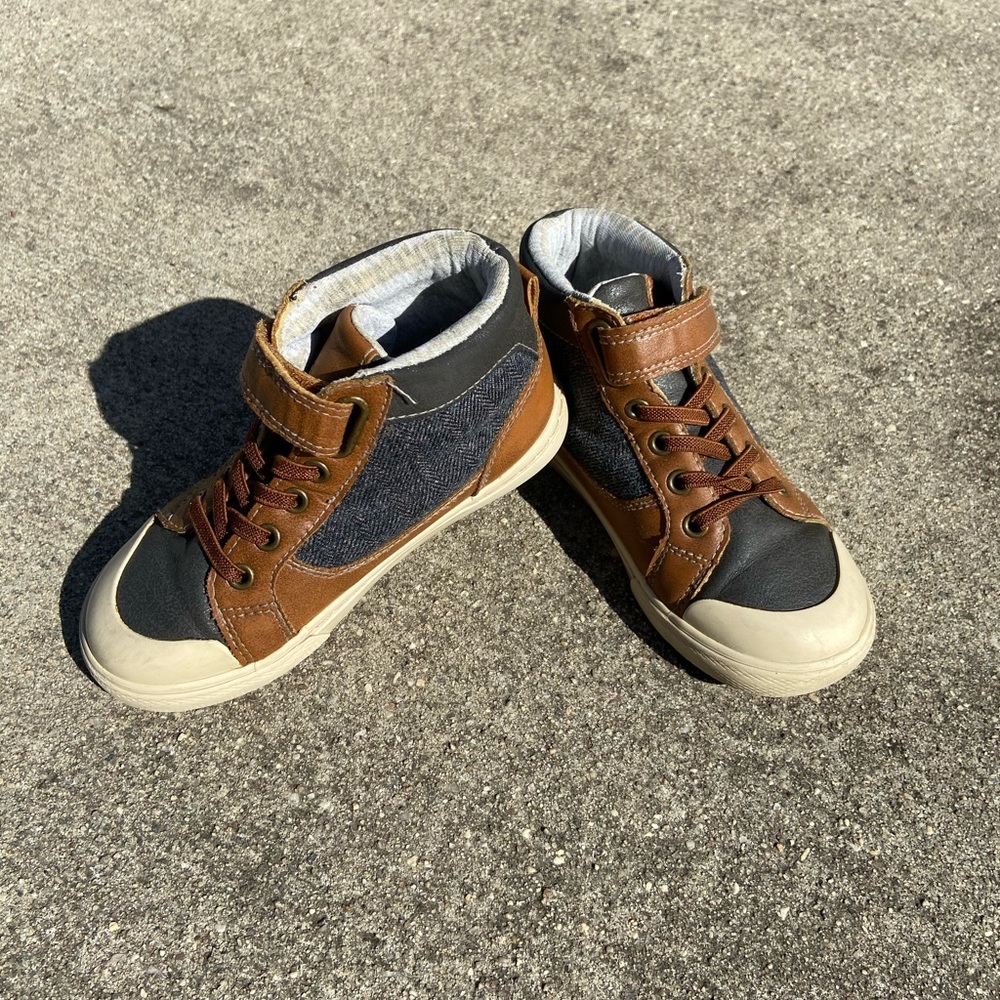 Toddler boys high top sneakers
